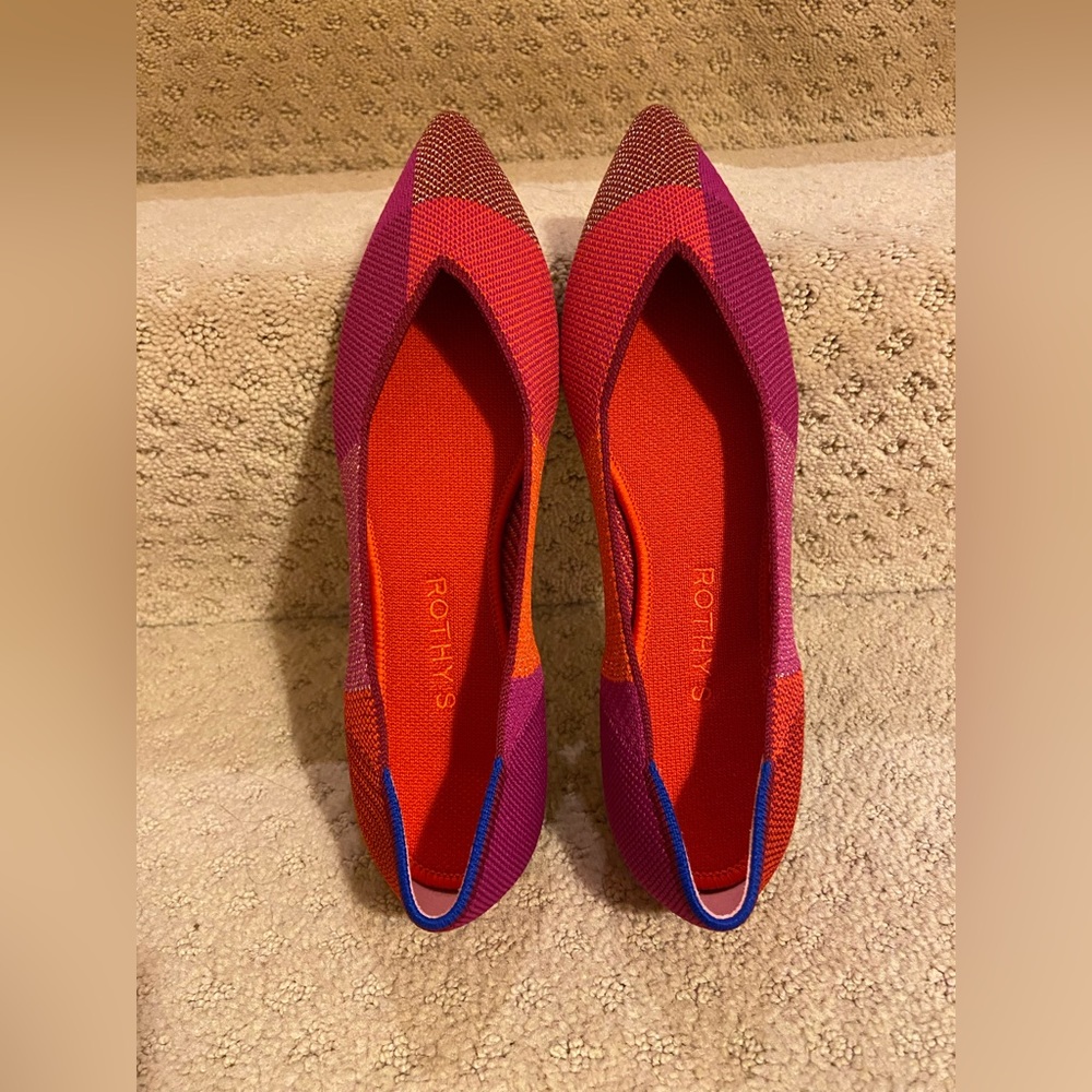 Rothy’s size 9 in Metallic pomegranate
